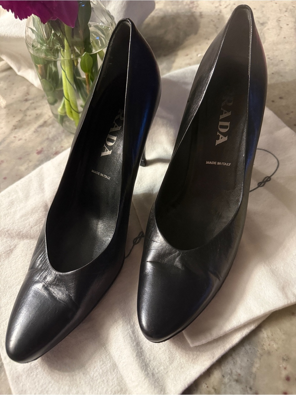 Prada Black Leather Pointed-Toe Stiletto Pumps - Picture 4 of 7